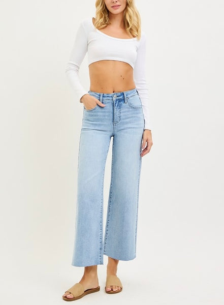 Erin tummy control crop jean / light wash