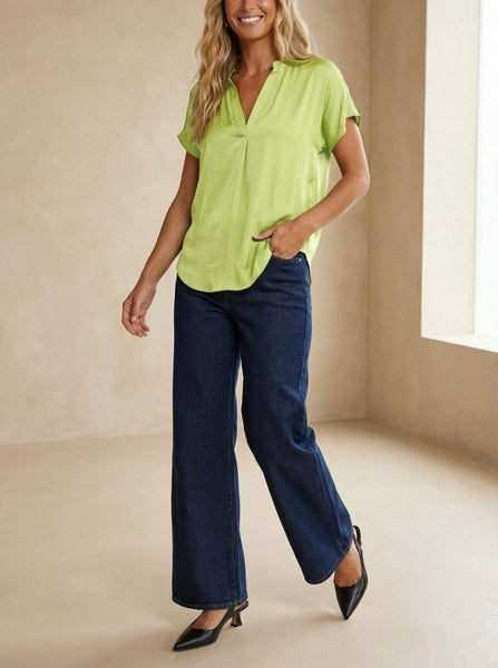 satin split neck top / lime