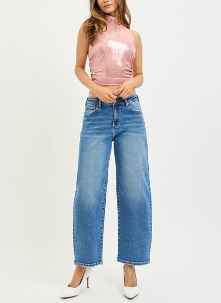 Risen crop barrel jean / medium wash