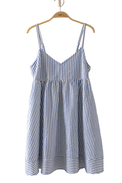Seersucker stripe bow dress / lt blue