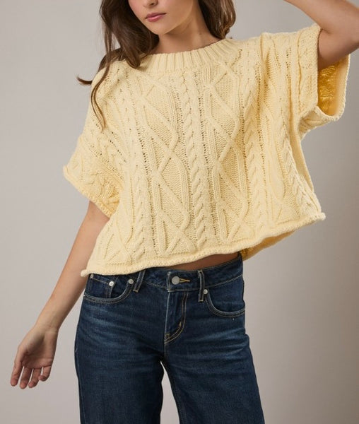 cable knit short sleeve sweater / butter yellow