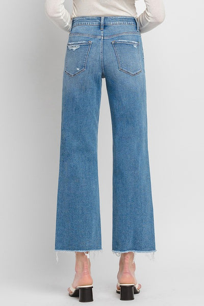 Chelsea cropped ankle jean / medium wash