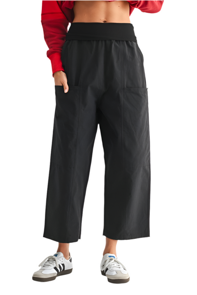 Voyager wide leg cropped pant / black