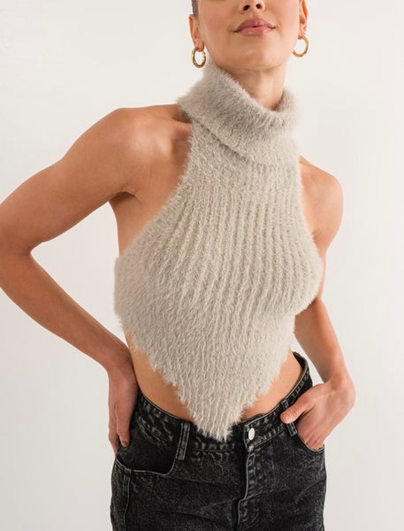 britt sleeveless turtleneck sweater // taupe