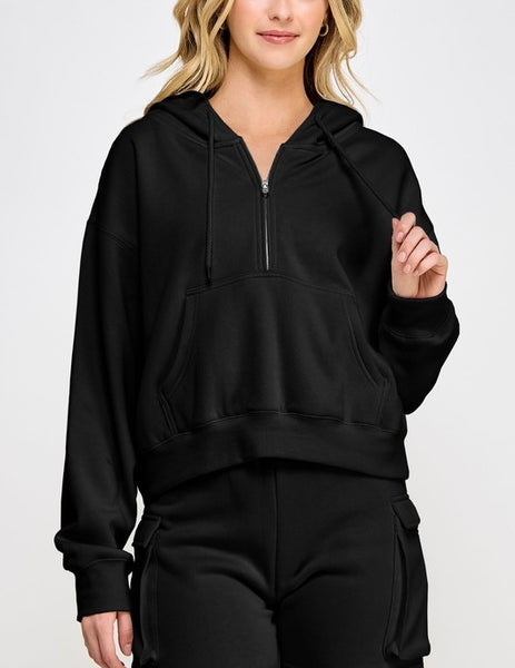 essential 1/2 zip hoodie / black