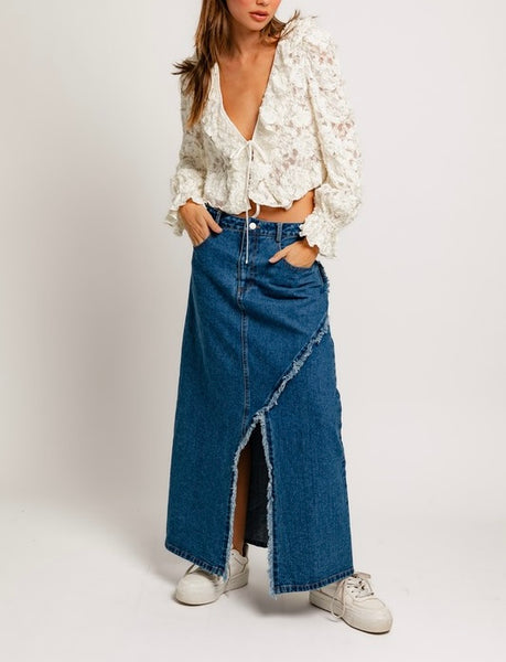Lacey ruffle tie front top / ivory