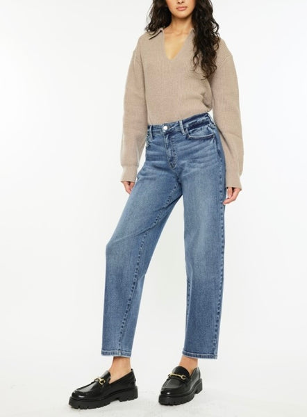 Kan Can high rise barrel fit jean / medium wash