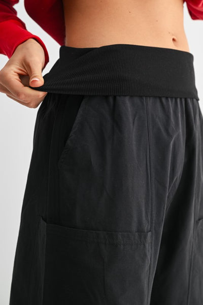 Voyager wide leg cropped pant / black