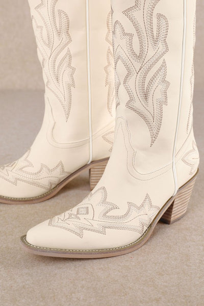 Morgan embroidered western boot / ivory