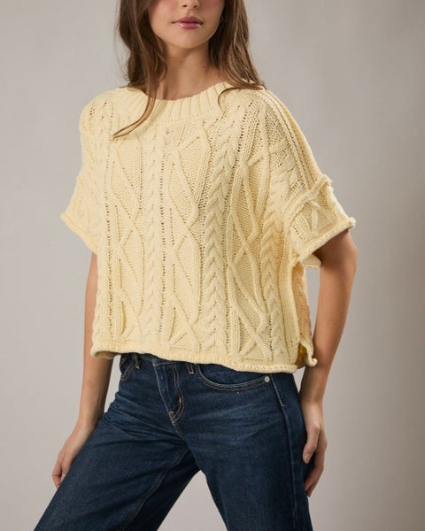 cable knit short sleeve sweater / butter yellow