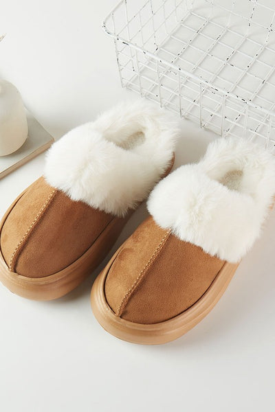 classic suede & sherpa slippers / camel