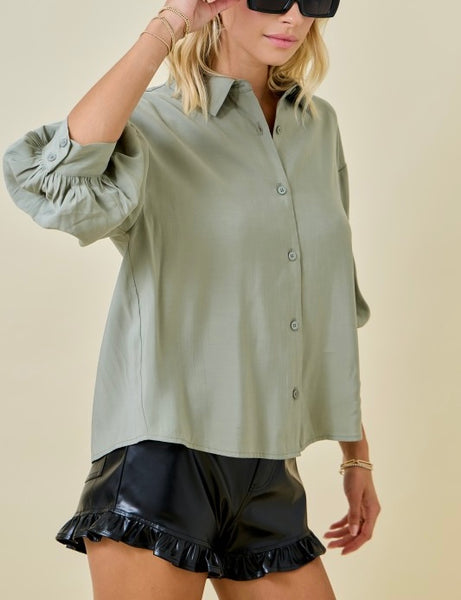 puff sleeve button up top / Lt. olive