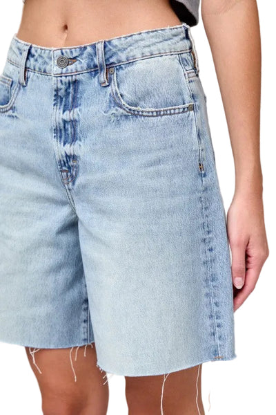 Hidden classic Bermuda short / light wash