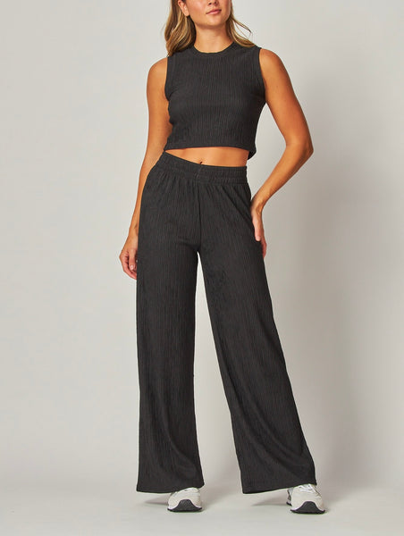 Blaklyn pleated tank & pant set / black