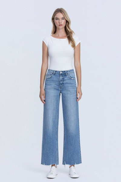 Victoria ankle length  jean / medium wash