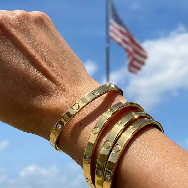 BRACHA Blessing Bangle / Gold