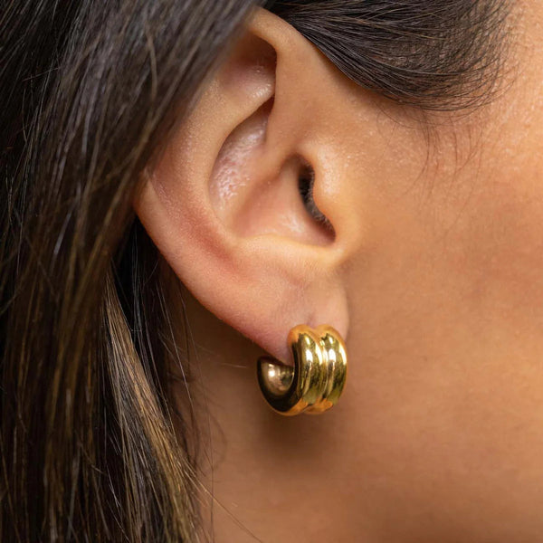 Bracha Nash baby hoops/ gold