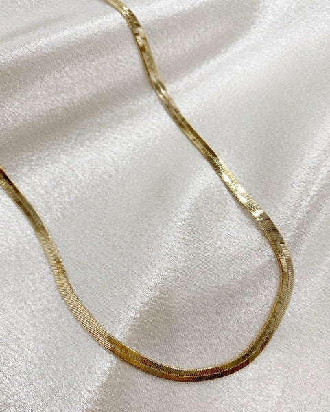 Bracha // skinny Monte Carlo necklace // gold