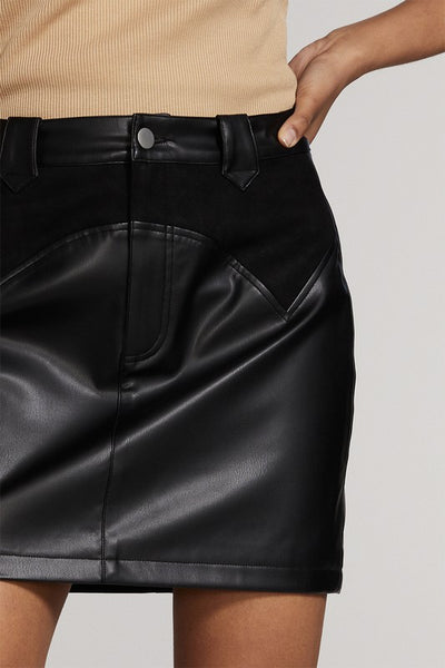 western yoke faux suede skirt - black